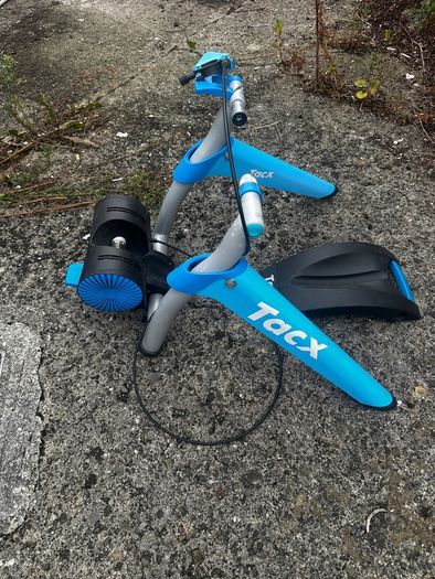 Tacx Booster Basic Cycling Trainer