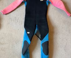 free wetsuit