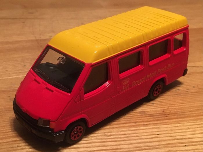 Corgi 1/43 Ford Transit Royal Mail Postbus