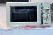 PowerPoint Retro style Cream Microwave (New)