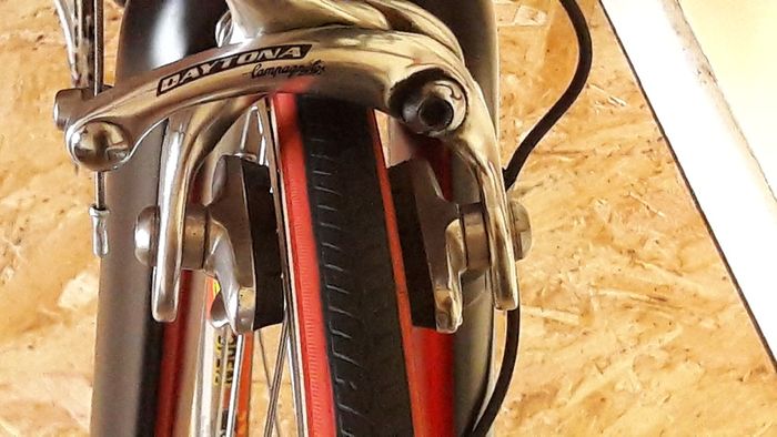 bike . weight 8 kg.