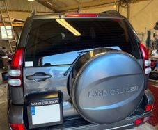 Landcruiser 120 back door