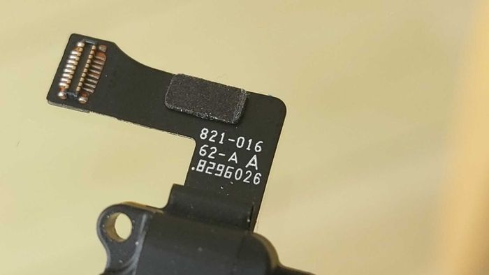 MacBook Pro A1989 Audio Socket 821-01662