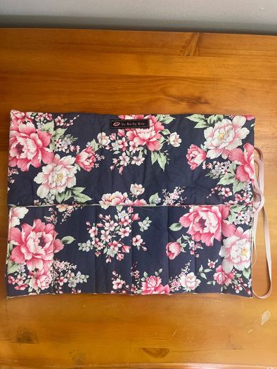 Make-up brush bag