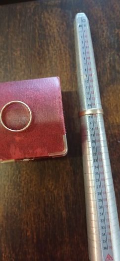 9ct wedding ring and diamond engagement ring