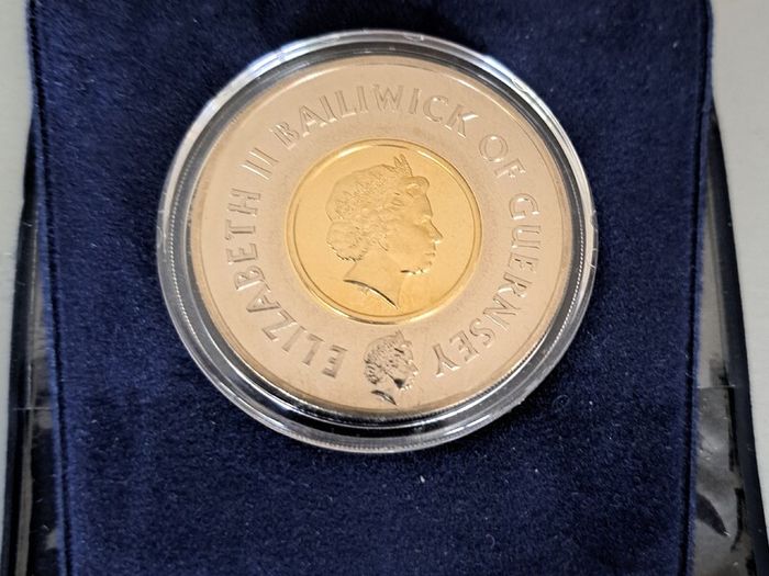 Guernsey 5 Pound Coin 1999