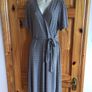 Black and cream wrap dress Dress size 10 includes postage Image 6