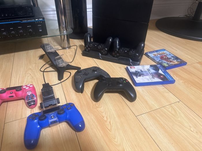 Xbox one Ps4 TV Controllers Games Gaming chair