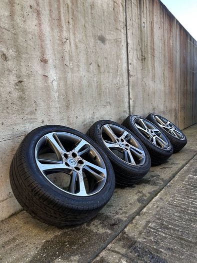 Genuine Volvo Spider 17" Alloys & Tyres
