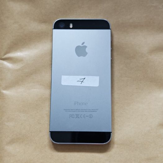 Apple iPhone 5s - 16GB - Space Gray - 3 Network - Activation Locked (For Parts / Repair)