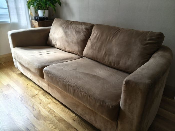 Very nice, comfortable three and two seater sofas