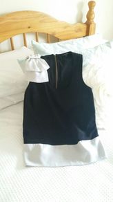 River Island Black Top with Bow - Size 8