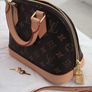 Louis Vuitton Image 5