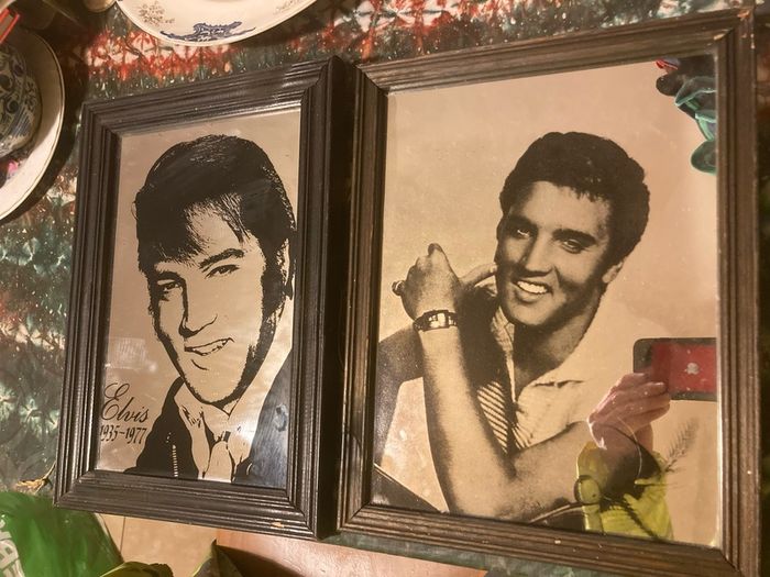 Vintage elvis mirrors free postage