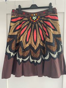 M&S per una decorative skirt