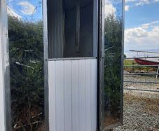 Mobile catering trailer