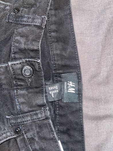 H&M skinny fit jeans.