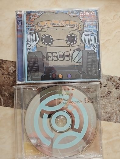 Plaid 2 CD Lot