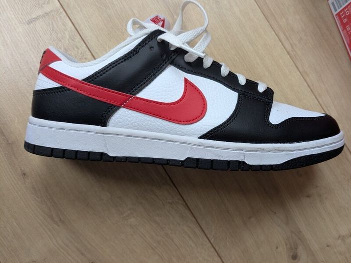 Dunk Low Retro "Red Swoosh Panda" sneakers