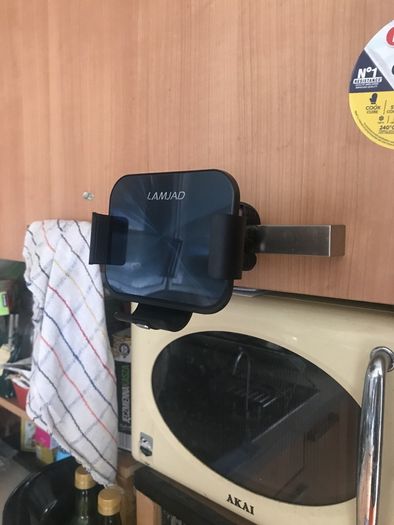 Dual Coils Fast Wireless Car Charger, LAMJAD 15W Smart Qi Car Mount Phone Holder for Air Vent&Dashboard, Compatible with Galaxy z Fold 5/4/3/2/13 Series/iPhone 8/X/11/12 Series/Pixel 6/Samsung S22 Ultra