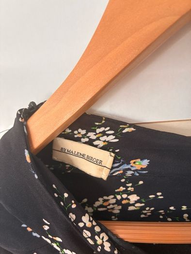 Really pretty Marlene birger skirt