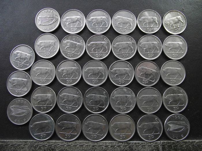 33 Irish Coins @ 5 Pence (1992-2000)