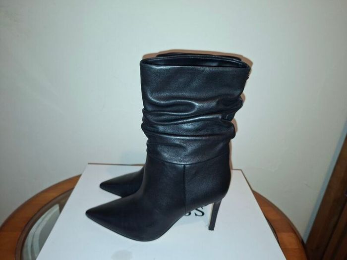 Guess Black Boots