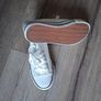 White canvas sneakers size 3 Image 2