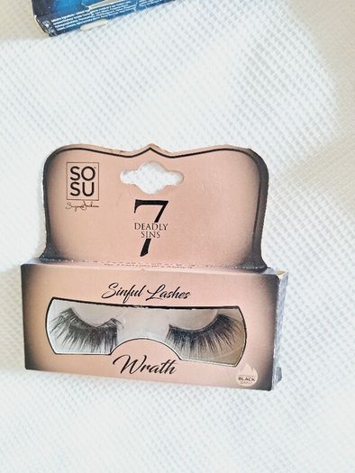 7 Packets of Eyelashes