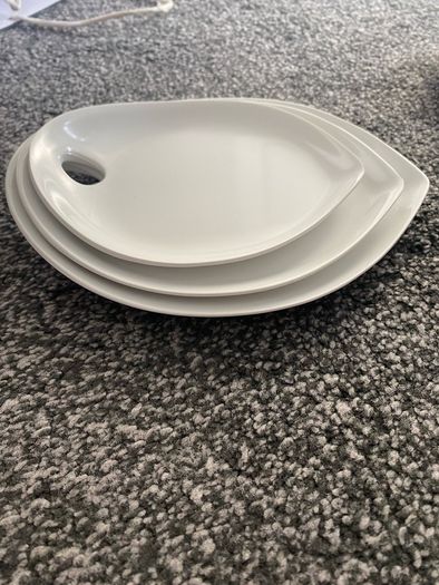 Serving dishes