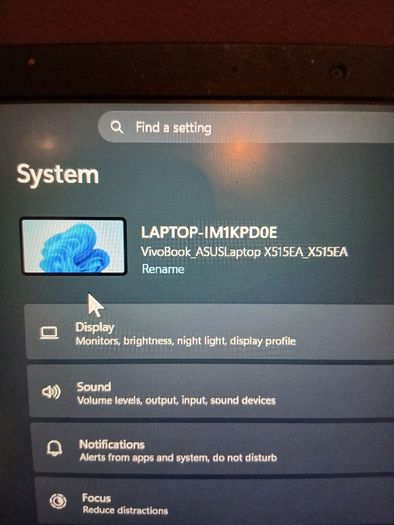 Asus VivoBook X515EA laptop