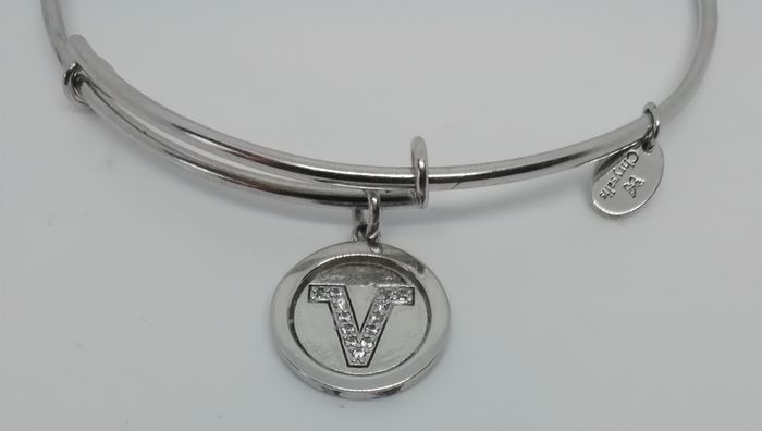 Chrysalis Rhodium Plated Silver Expandable Initial 'V' Bangle New Without Tags CAN POST