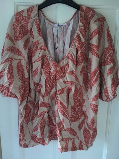 Ladies top