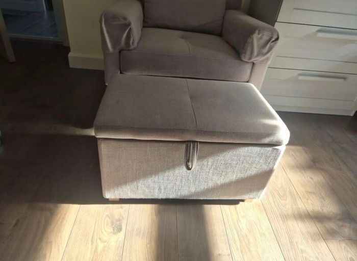 Gaia Rocking chair Dove Colour serena WITH FOOTSTOOL