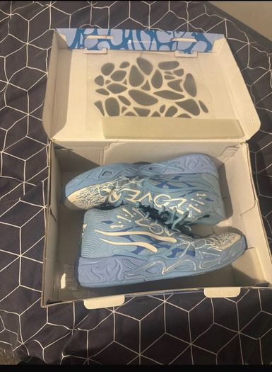 Lemelo ball shoes la france size 11UK