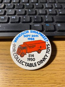 Dinky Toys Swapmeet badge 1988