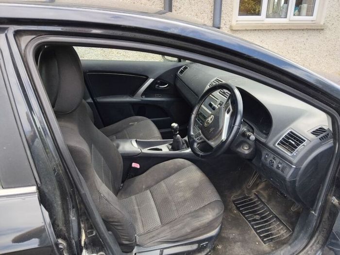2012 Toyota Avensis