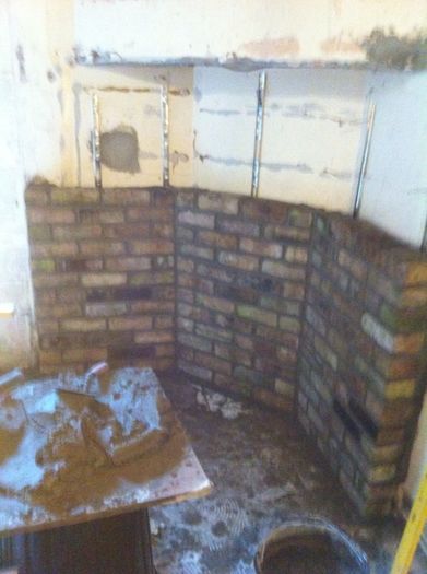 Bricklayer stonemason available