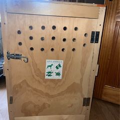 Dog crate