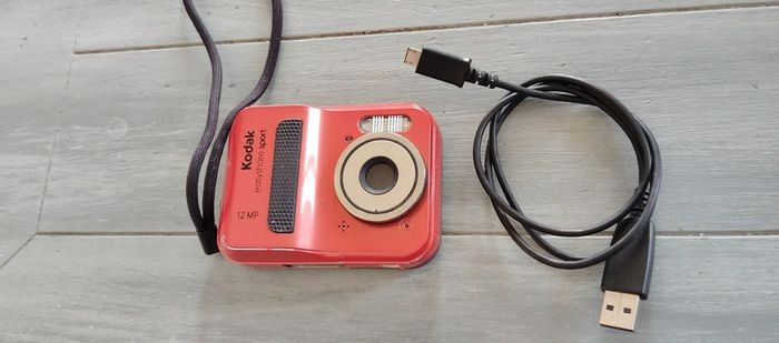 Digital camera Kodak EasyShare Waterproof Working perfectly