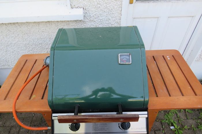 2 Burner Gas BBQ Firefly Eclipse 200