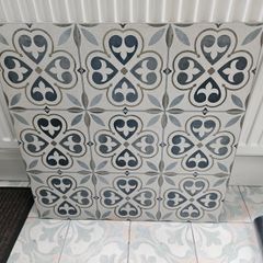 Large 60cm tile suitable for DIY table etc