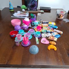 toy kitchen