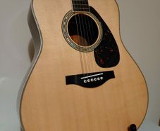 Yamaha ll16