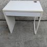 ikea desks Image 3