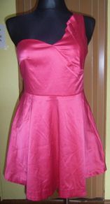 one arm dress size M and L
