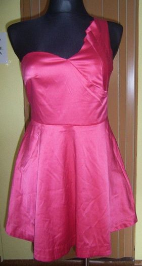 one arm dress size M and L