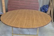 7 tables foldable legs for easy storage