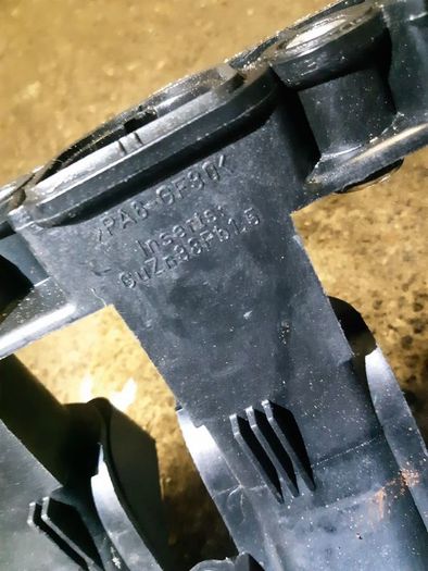 Bmw E87 E90 120 110kw 2005 Petrol Intake Inlet Manifold Throttle Body