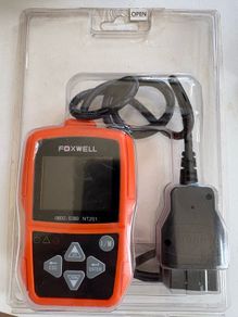 Foxwell car scanner.
